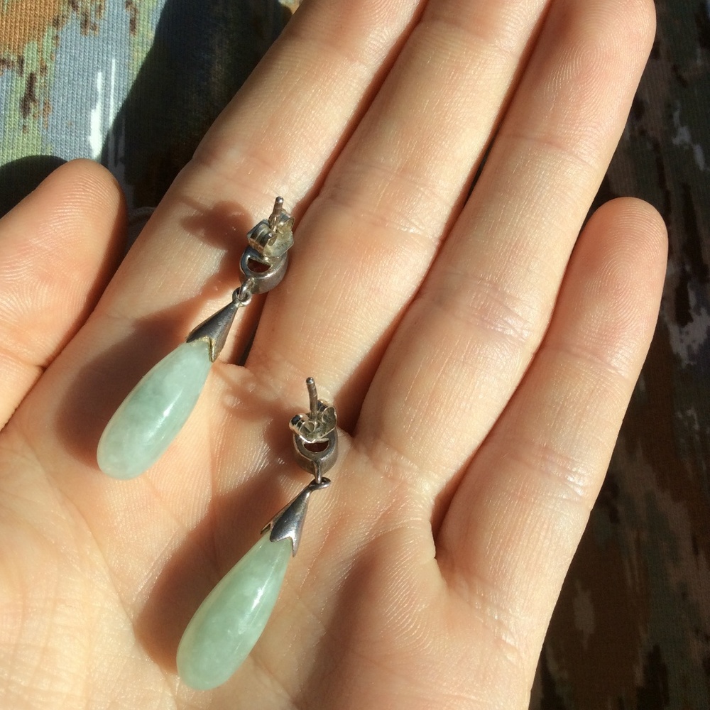 SOLD Green Stone Real Silver Earring Garnet - Picture 4 of 7